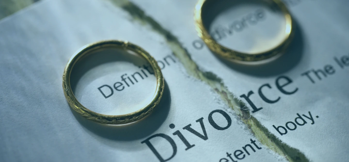 wedding-rings-with-a-divorce-paper-aldie-va